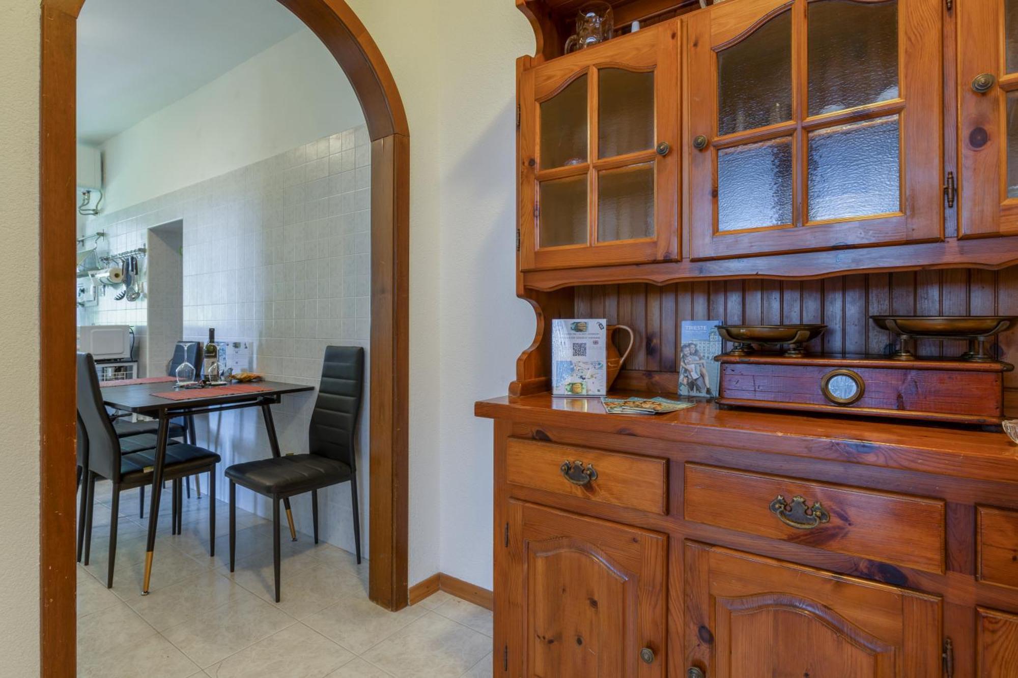 Vistasanlu Apartment Trieste Bagian luar foto